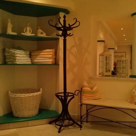 加尼埃勒尔旅馆