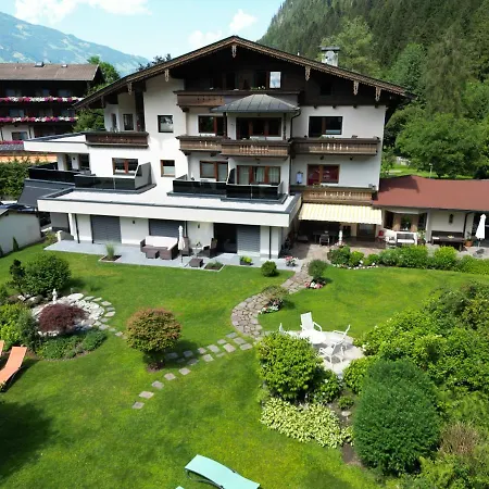 Hotel Garni Erler 3*