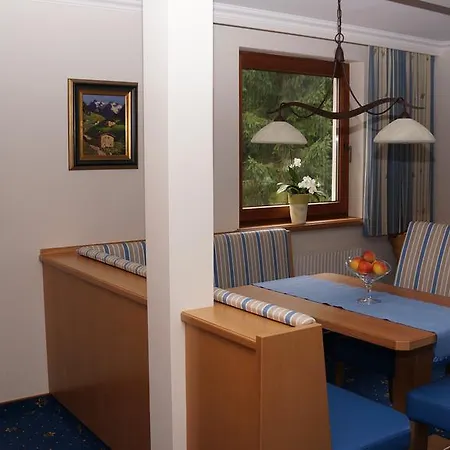 Garni Erler Otel 3*