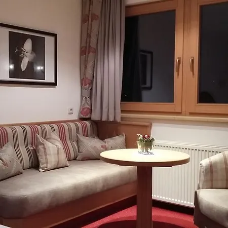 Garni Erler Hotel
